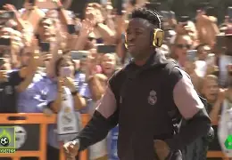 时时彩-巴塞罗那主场负于瓦伦西亚，积分领先优势减少的简单介绍