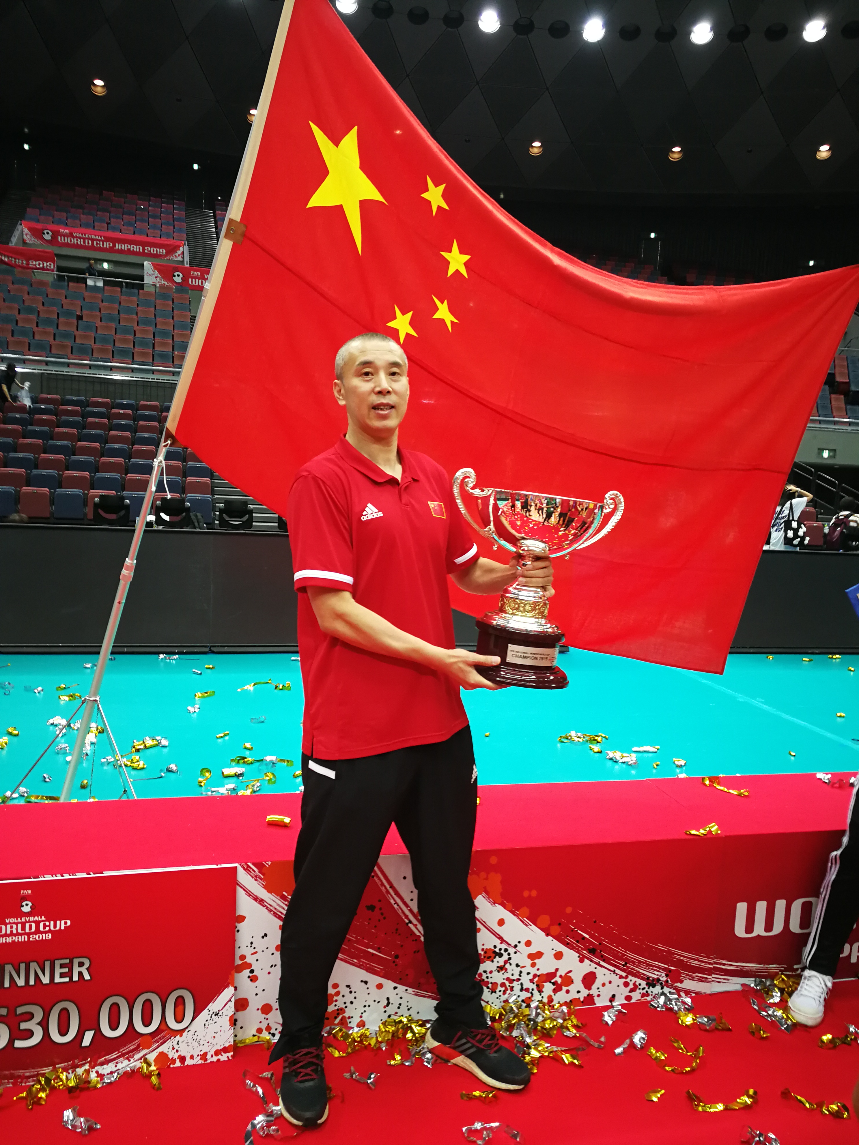 球场女将勇夺胜利，实力不容小觑