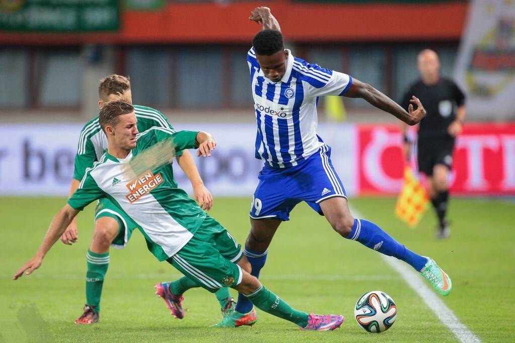 那不勒斯客场负于AC米兰，遭遇不利情况